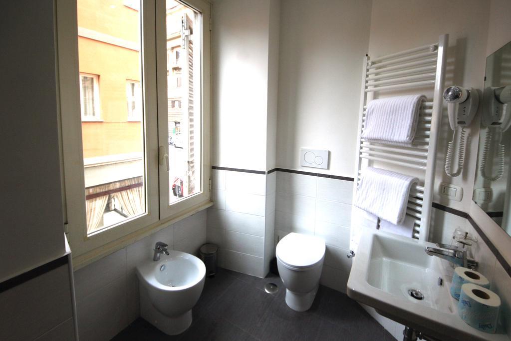 Roma Rooms Colosseum Phòng bức ảnh